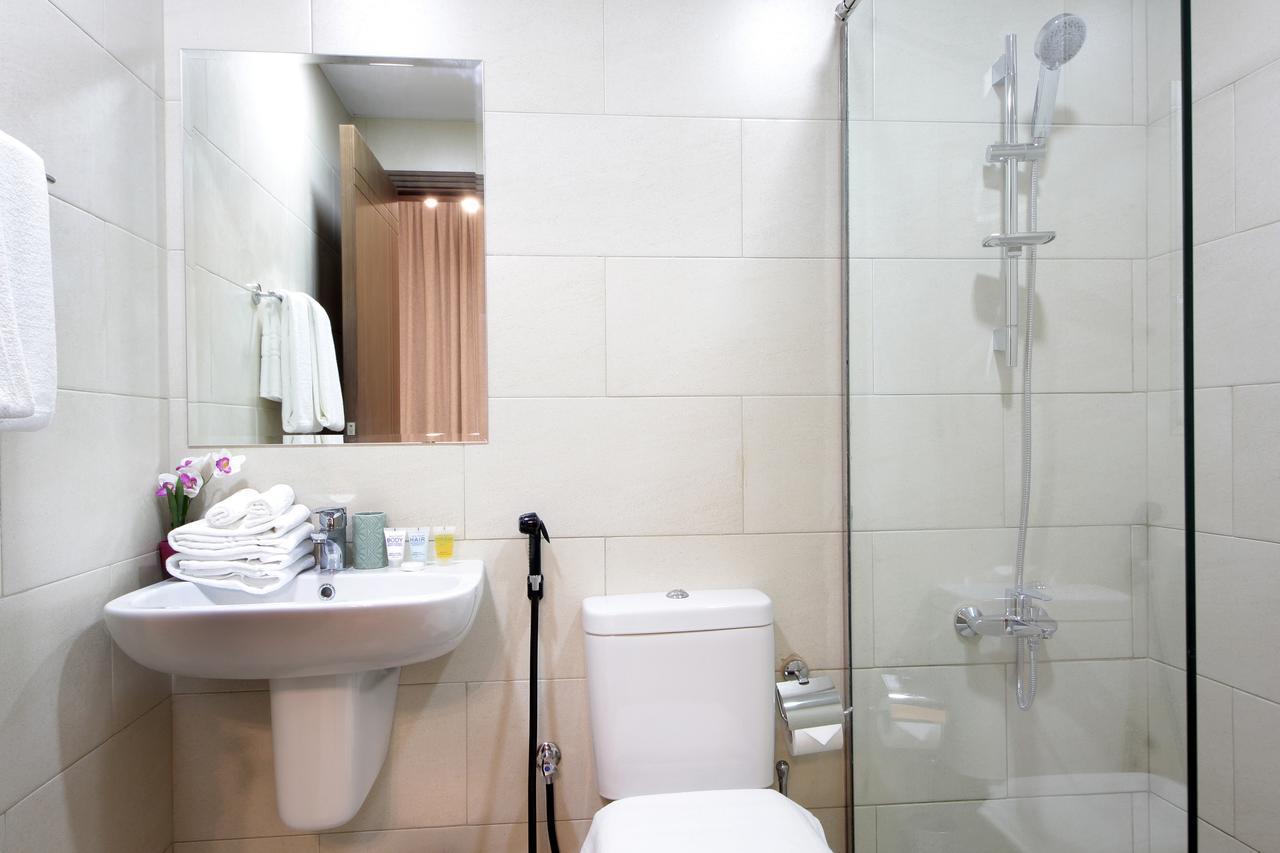 Spacious 2 Bedroom In Al Telal 11, Al Barsha 1 Дубай Екстер'єр фото