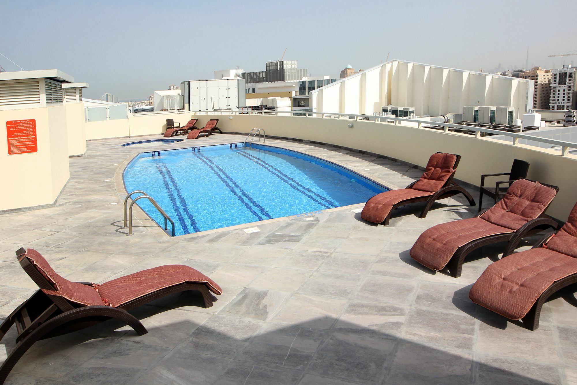 Spacious 2 Bedroom In Al Telal 11, Al Barsha 1 Дубай Екстер'єр фото